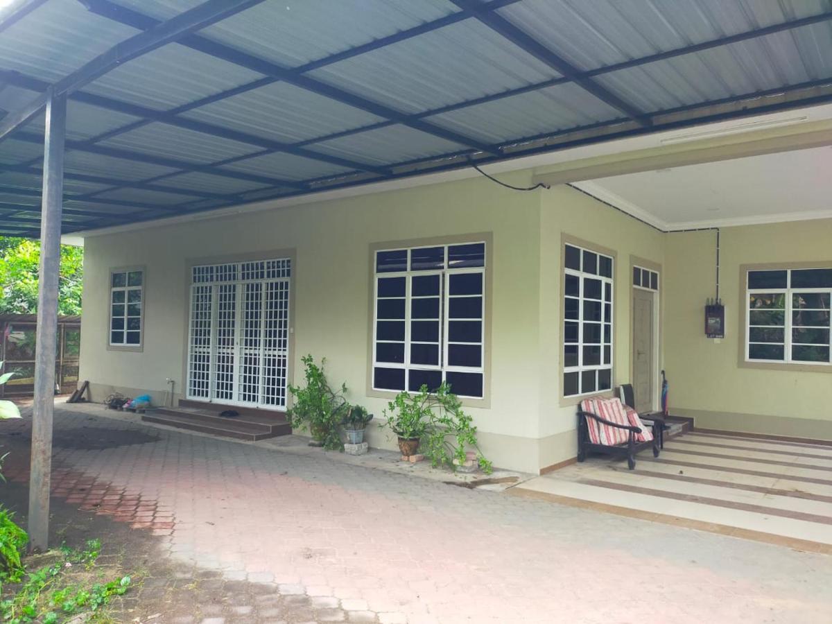 Sya Al-Yahya Homestay كُوالا تيرينغانو المظهر الخارجي الصورة